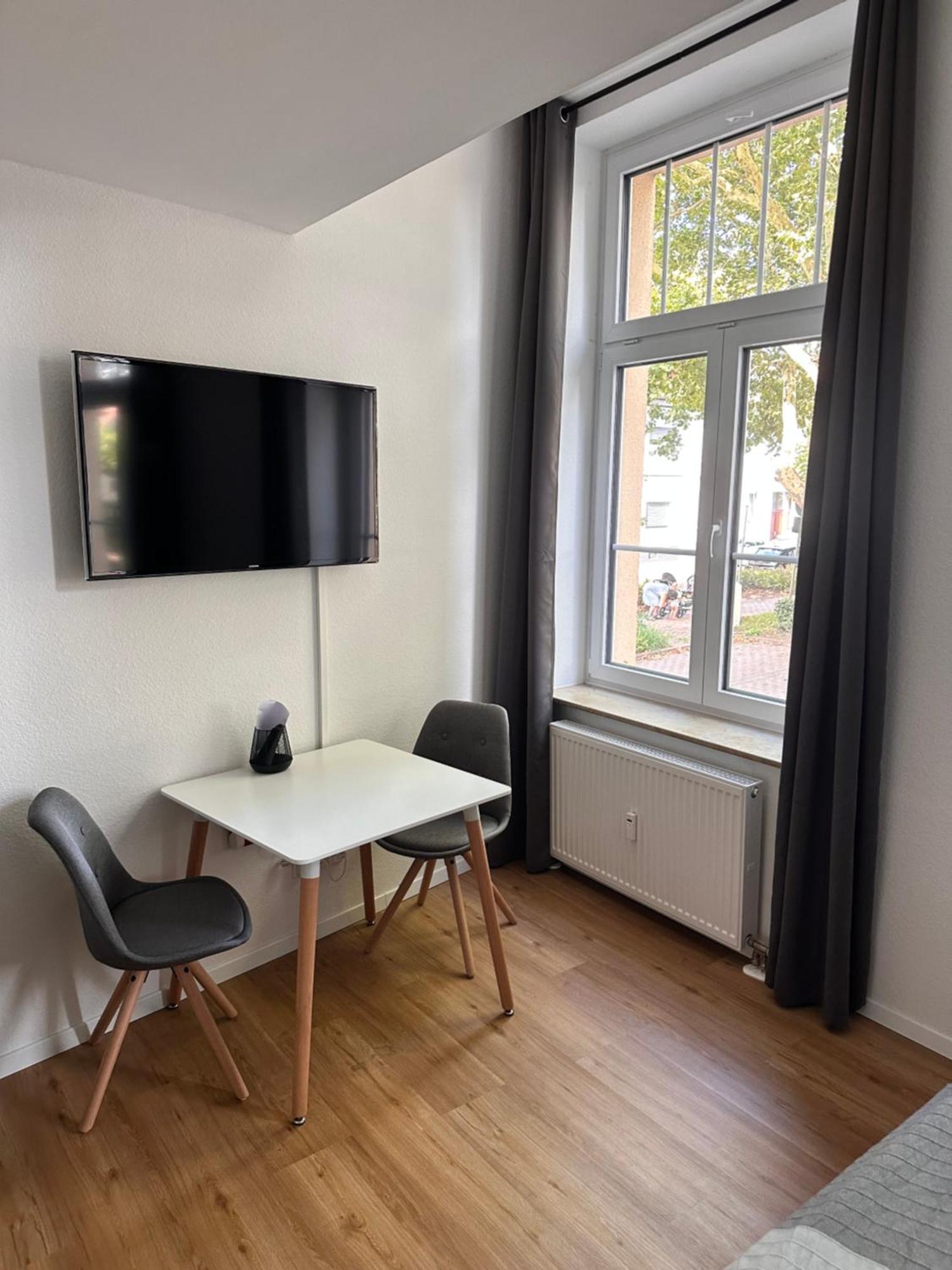 Zentrales Apartment Mit Parkplatz Hockenheim Eksteriør bilde